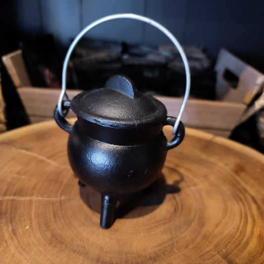 Cauldron - Small w/ Lid