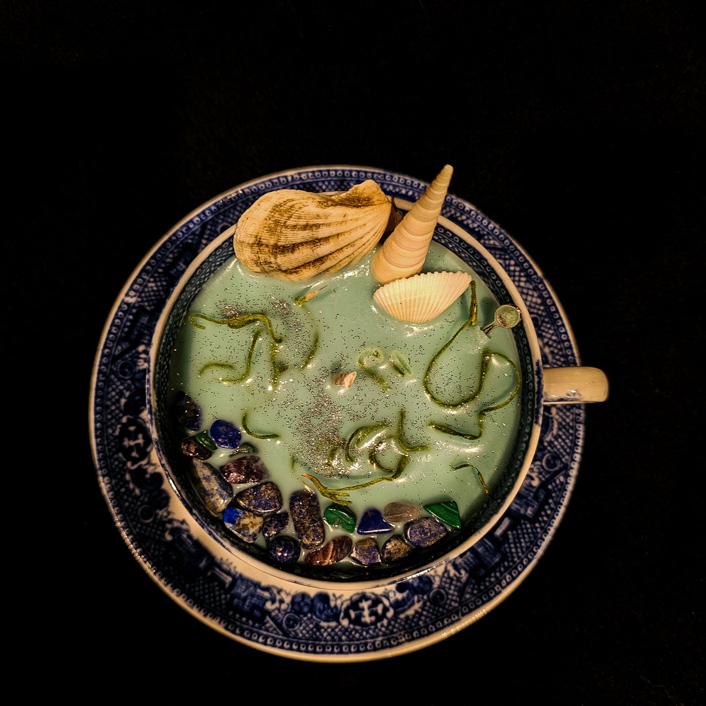 Teacup Candle of The Sea Witch - Sandalwood & Jasmine