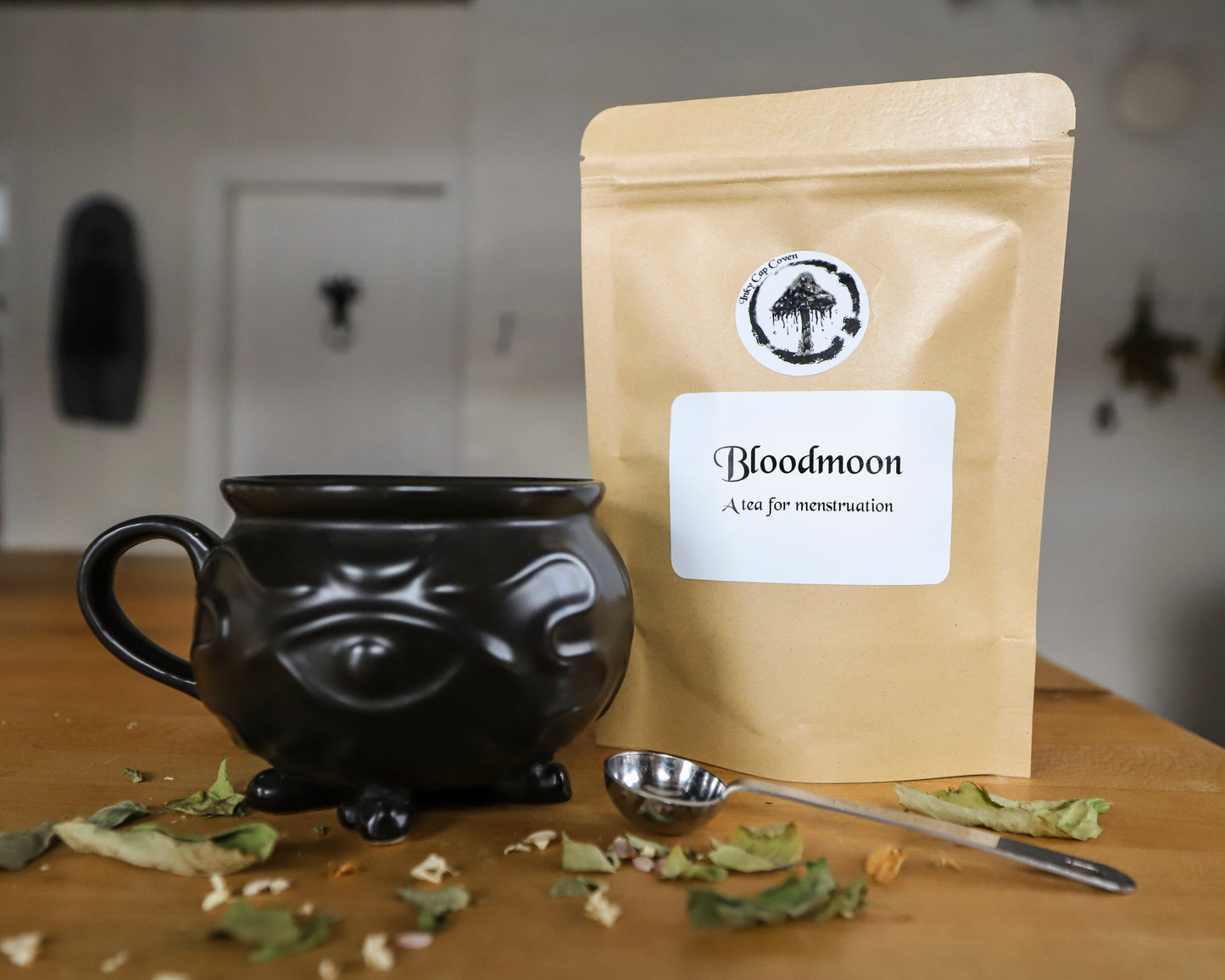 Bloodmoon Tea - Organic Soothing Menstrual Tea
