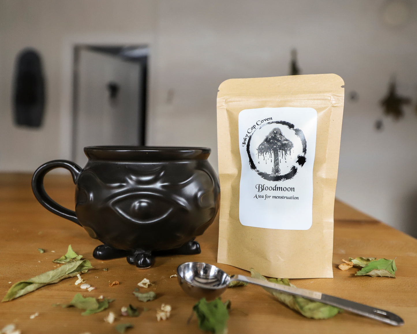 Bloodmoon Tea - Organic Soothing Menstrual Tea