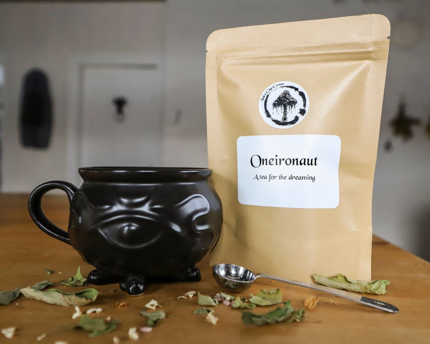 Oneironaut Tea - Organic Tea for Sleeping and Lucid Dreams